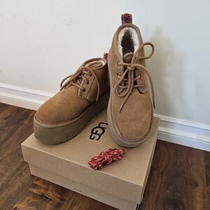 UGG Women's Neumel Heritage Lace-Up Platform Booties, Chestnut, Size 7